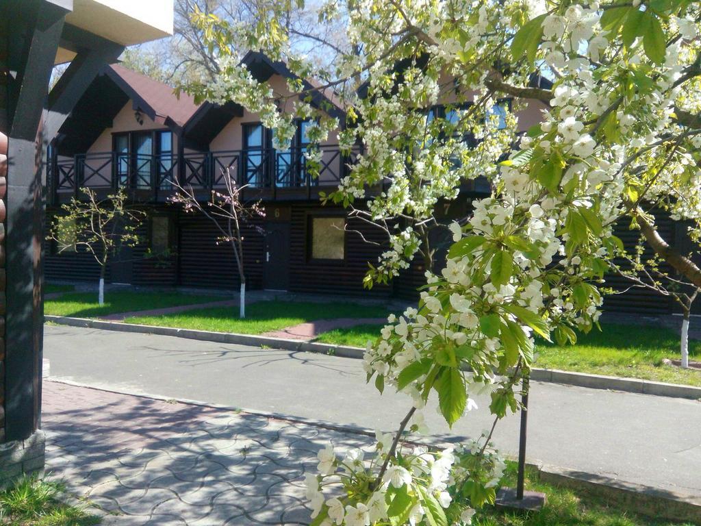 Chervona Kalina Hotel Kiev Ngoại thất bức ảnh