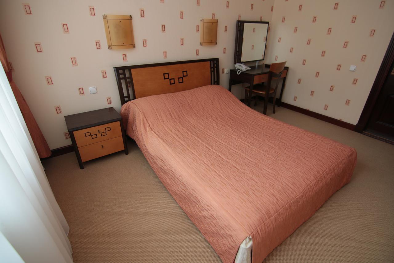 Chervona Kalina Hotel Kiev Ngoại thất bức ảnh