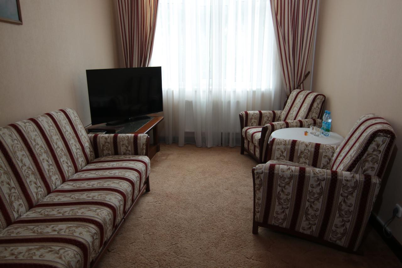 Chervona Kalina Hotel Kiev Ngoại thất bức ảnh