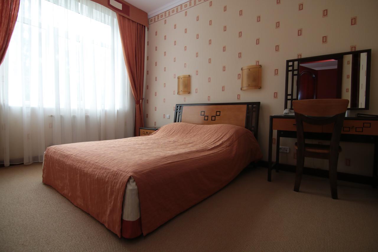 Chervona Kalina Hotel Kiev Ngoại thất bức ảnh